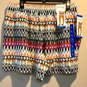 NWT | WILDFOX Shorts | Large |